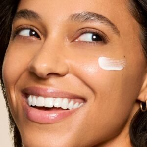 Honest Beauty Hydrogel Cream with Hyaluronic Acid | Lightweight, Moisturizing Water Cream | Gentle for Sensitive Skin, Fragrance Free, Vegan | 1.7 fl oz - Image 10